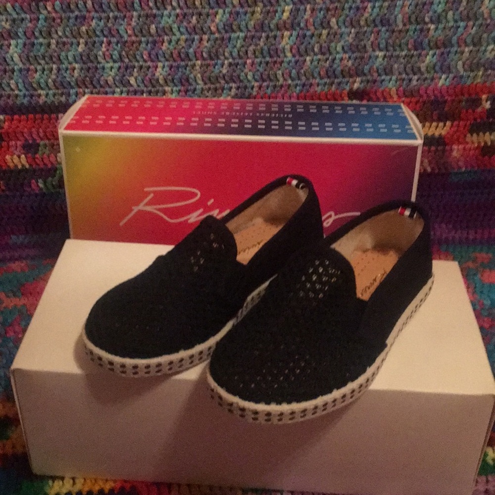 Kids shoes